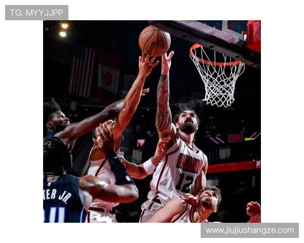 火箭 3 年 3900 万续约亚当斯 历史级篮板王留队巩固内线(3) 火箭 3 年 3900 万续约亚当斯 历史级篮板王留队巩固内线(3)