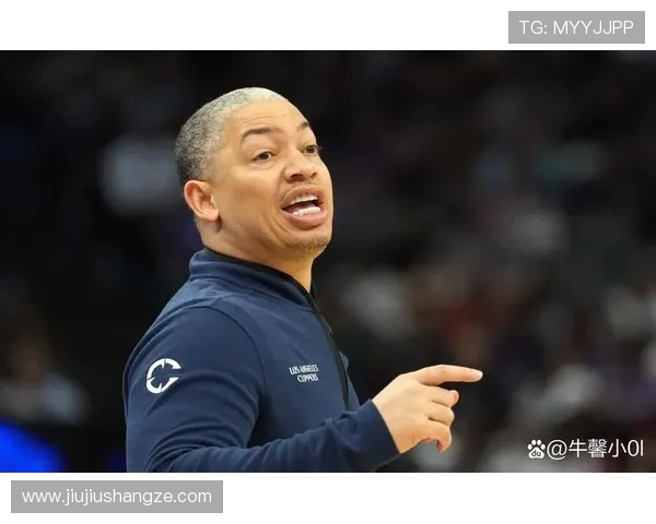 网友质疑科林斯遭打压?泰伦卢弃博格丹藏战术玄机 网友质疑科林斯遭打压?泰伦卢弃博格丹藏战术玄机